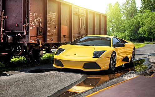 Lamborghini Murcielago LP640-4 superdeportivo amarillo, tren, cupé amarillo y negro, Lamborghini, amarillo, superdeportivo, tren, Fondo de pantalla HD HD wallpaper