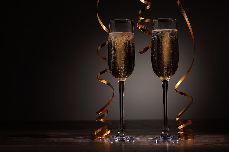 two clear champagne glasses, holiday, New Year, glasses, Christmas, champagne, serpentine, HD wallpaper