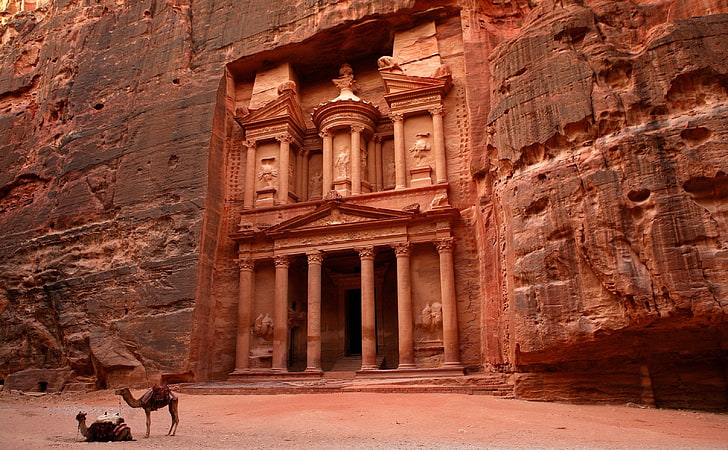 brown concrete building, nature, landscape, desert, sand, Petra, Jordan (country), camels, temple, historic, ancient, architecture, rock, column, HD wallpaper