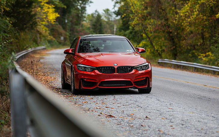 BMW, jesień, droga, czerwony, las, F80, Tapety HD