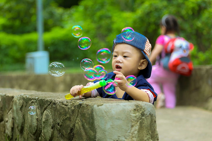 boy, bubbles, child, cute, fun, joy, kid, outdoors, park, play, playing, young, HD wallpaper
