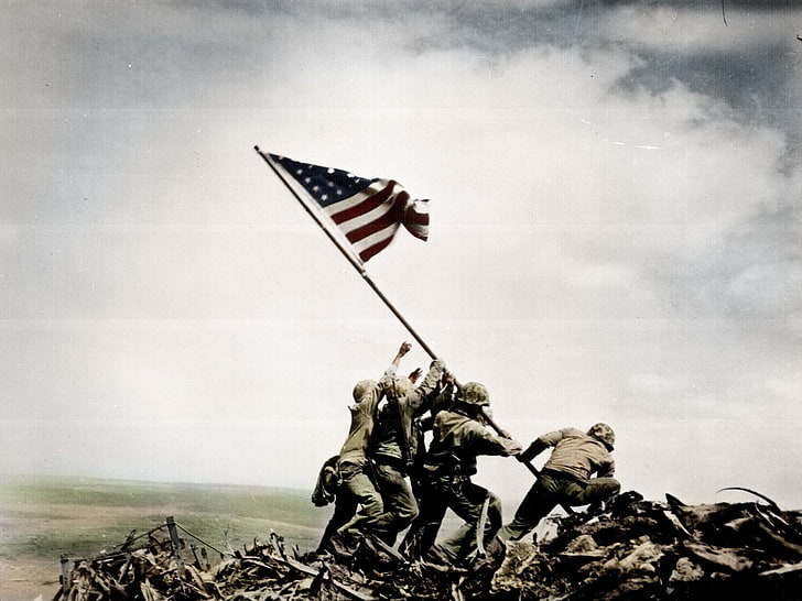 Grupo de ejército sosteniendo la bandera de Estados Unidos, militares, soldados, Iwo Jima, infantes de marina, la Segunda Guerra Mundial, Fondo de pantalla HD