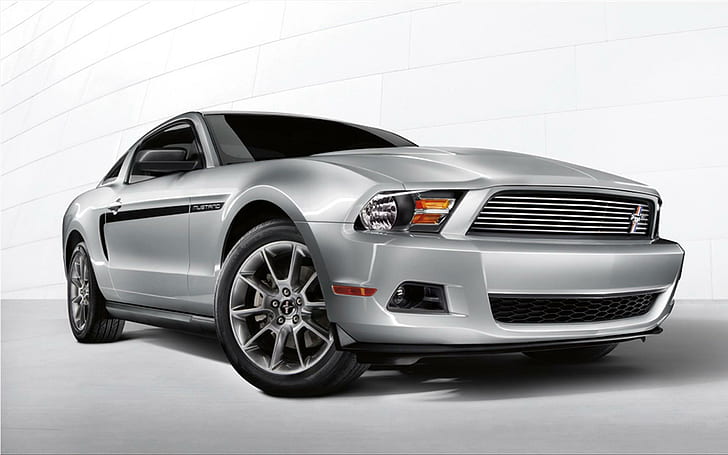 Silver Ford Mustang Coupe Hd Wallpapers Free Download Wallpaperbetter