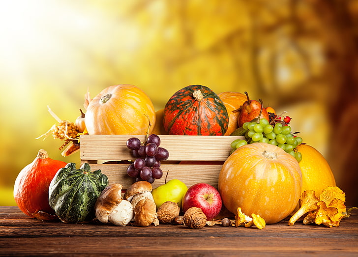 manojo de frutas y verduras, otoño, manzanas, champiñones, cosecha, uvas, calabaza, frutas, nueces, caja, verduras, Fondo de pantalla HD