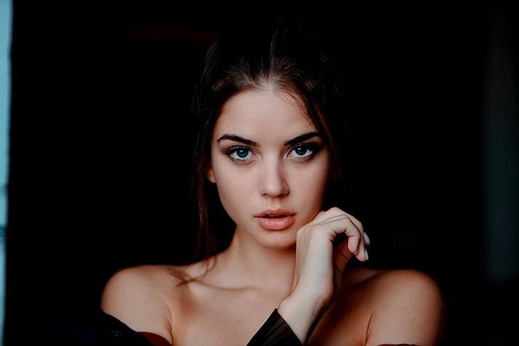women, blue eyes, bare shoulders, portrait, face, painted nails, brunette, Tatyana Kozelkina, HD wallpaper