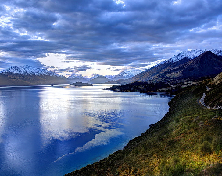 منظر آخر على الطريق إلى Glenorchy ، جبل أخضر بالقرب من البحيرة ، أوقيانوسيا ، نيوزيلندا ، كوينزتاون ، أوتاجو ، نيوزيلندا ، كوينزتاون ليكسديستريكت ، ماونتكريتون، خلفية HD
