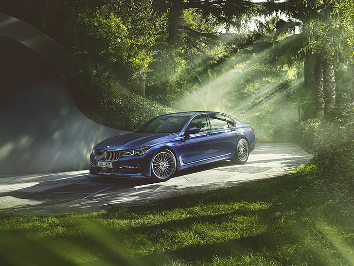 Daytume, BMW Alpina B7 Bi-Turbo, Super saloon, 2016 Cars, BMW 동안 녹색 잎이 달린 나무로 둘러싸인 푸른 BMW M6 세단의 사진, HD 배경 화면