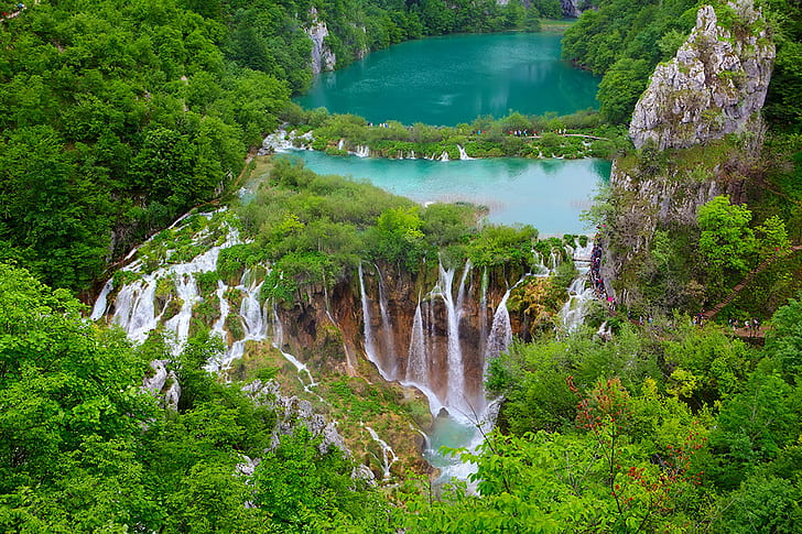 Kroatien-Plitvice-sjöar-nationalpark-Natur bergskog landskap vattenfall-ultra HD-4k-Bakgrund-2560 × 1600, HD tapet