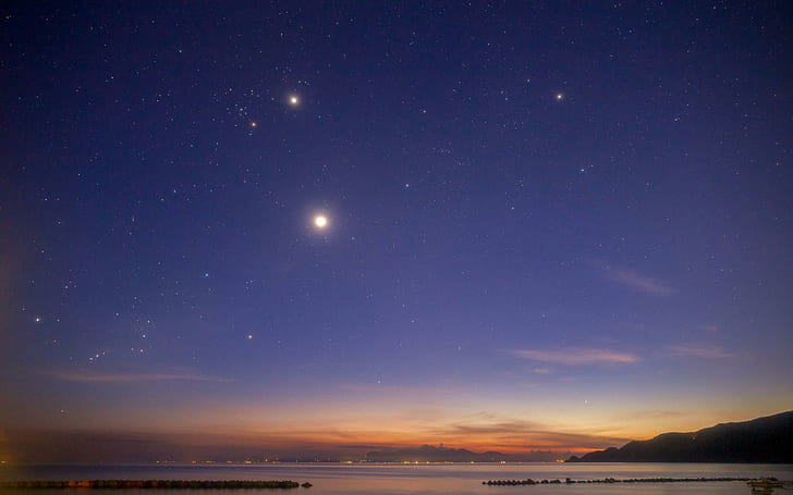 سماء مرصعة بالنجوم فوق البحر ، جسم مائي وسماء زرقاء ، طبيعة ، 1920x1200 ، نجمة، خلفية HD