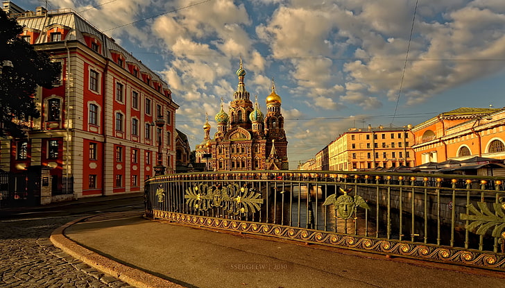 brown concrete castle, architecture, St. Petersburg, church, Russia, urban, city, HD wallpaper
