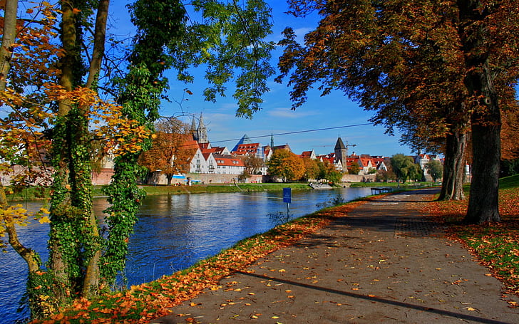 Германия, Бавария, город, дома, река, дорога, деревья, осень, Германия, Бавария, город, дома, река, дорога, деревья, осень, HD обои