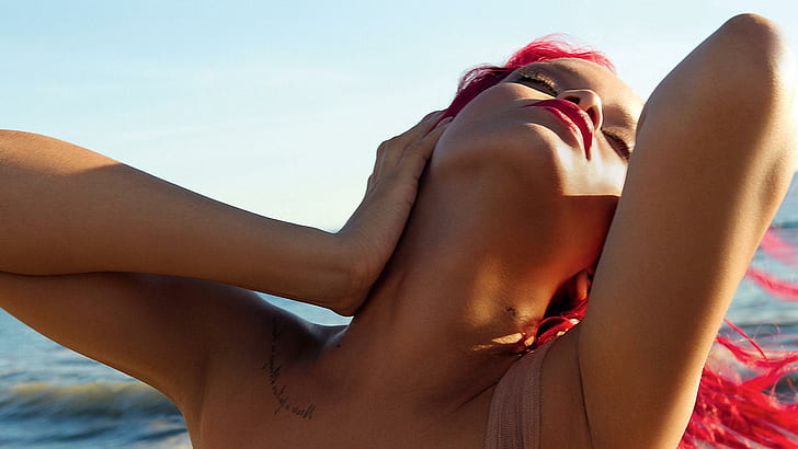 rihanna, neck, tattoo, sunlight, sky, womens red hair, rihanna, neck, tattoo, sunlight, HD wallpaper