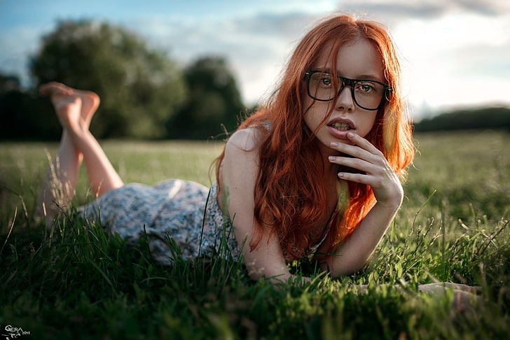 women, model, redhead, grass, women with glasses, women outdoors, glasses, Georgy Chernyadyev, HD wallpaper