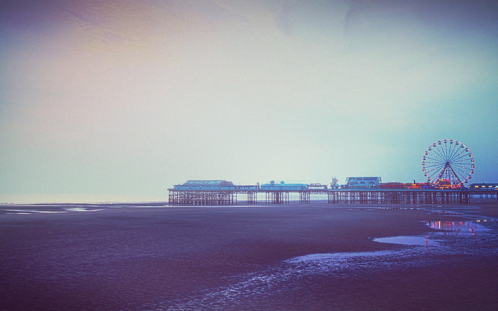 rotes Fährenrad, Strand, Sand, Pier, Meer, Atlantic City, Morgen, HD-Hintergrundbild