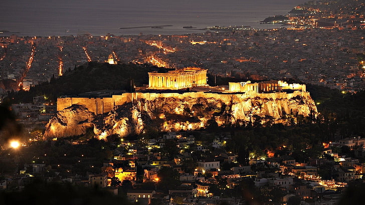 パルテノン神殿、ギリシャ、建築、古い建物、ライト、夜、都市、アテネ、ギリシャ、都市の景観、岩、アクロポリス、丘、海、家、歴史、列、木、通り、鳥瞰図、 HDデスクトップの壁紙