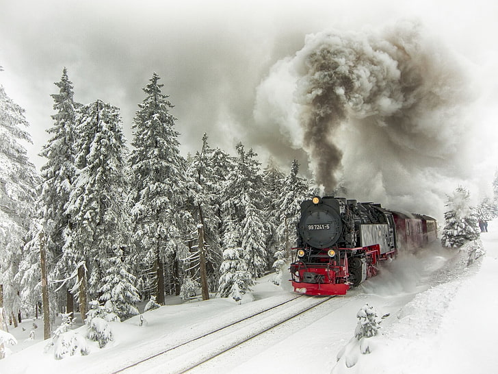 ilustracja pociągu czerwono-czarnego, zima, śnieg, drzewa, dym, szyny, pociąg, silnik, zjadł, kompozycja, Tapety HD