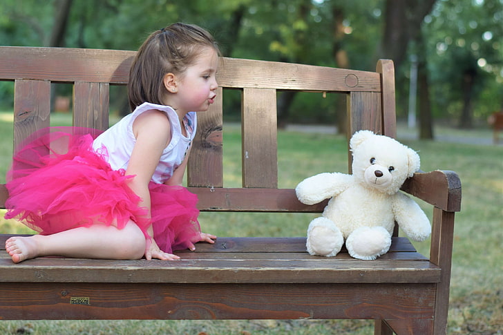 bench, child, cute, fun, girl, grass, happiness, kid, park, person, stuffed animal, stuffed toy, toddler, wood, HD wallpaper