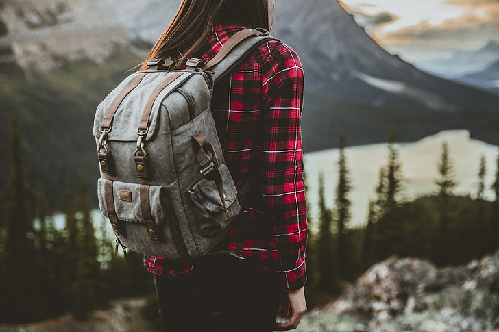gray and brown backpack, girl, backpack, tourist, HD wallpaper