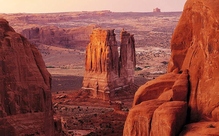 茶色の山、自然、風景、山、砂漠、岩の形成、ユタ、 HDデスクトップの壁紙