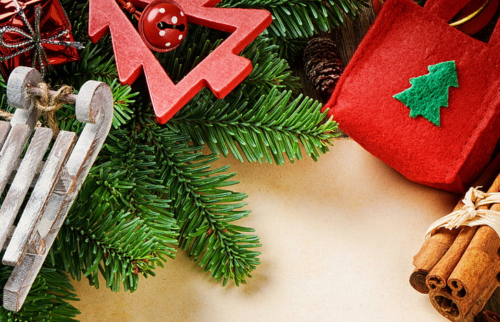 Décorations festives vintage, cannelle, traîneau, pin, vacances, Noël, décoration, événement, jours spéciaux, Fond d'écran HD