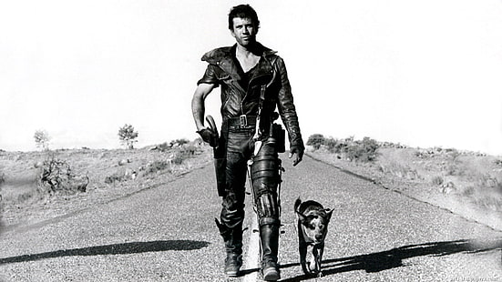 صورة بتدرج الرمادي لرجل وكلب ، ماد ماكس ، ميل جيبسون ، الثمانينيات، خلفية HD HD wallpaper