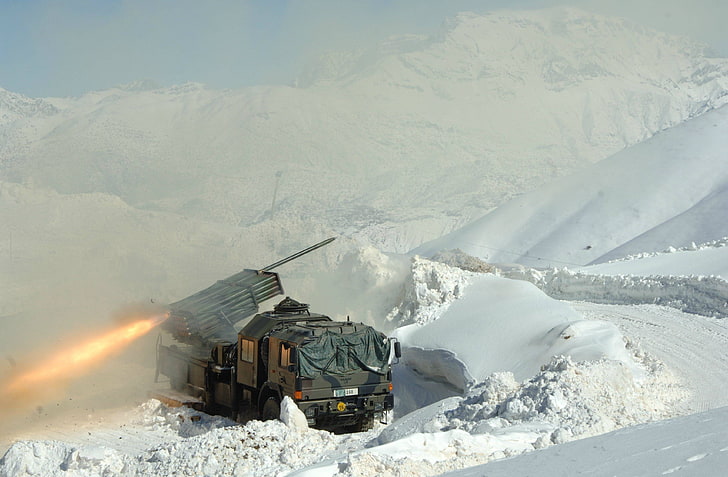 fire, flame, mountains, snow, truck, M2 Browning, yuki, spark, shooting, suspension 6x6 or 8 × 8 wheeled, launch system of multiple rocket, TR 122, Operational reach 970 km / h, army of Azerbaijan, Speed 75 km / h, multiple launch rocket, the US Army, the Turkish army, state-of-the-art fire control system, mrls, T-122 Sakarya, ROKETSAN, weight 22.2 tons, HD wallpaper