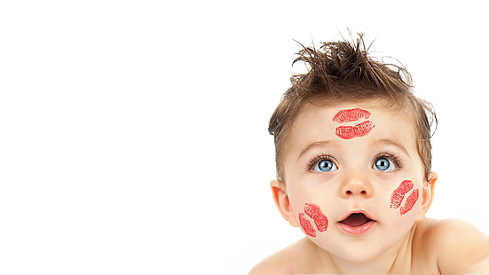 Babu's face, infanzia, bambino, bella, bambino, divertente, divertente, grandi occhi blu, bambino felice, baci Rossetto sul viso, Sfondo HD HD wallpaper