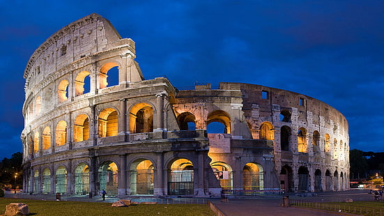 Koloseum, amfiteatr, starożytny, amfiteatr w Koloseum, Europa, Włochy, historia, turystyka, wieczór, Rzym, punkt orientacyjny, budynek, ruiny, architektura starożytnego rzymu, atrakcja turystyczna, Historia starożytna, starożytny Rzym, niebo, miejsce historyczne, Tapety HD HD wallpaper
