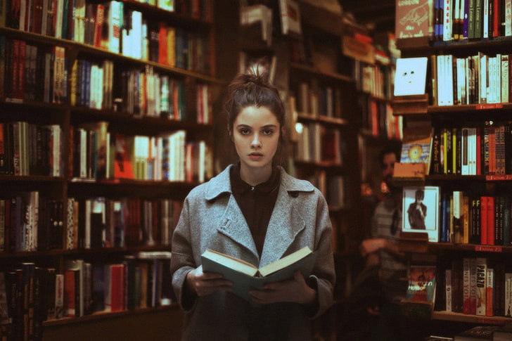reading, books, women, brunette, grey coat, coats, HD wallpaper