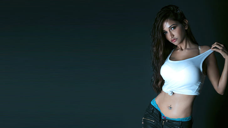 آنايكا سوتي ، ممثلة هندية ، هندية ، التاميلية ، التيلجو ، 4K، خلفية HD