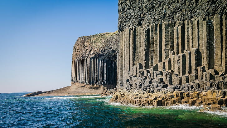海、スコットランド、自然、風景、海岸、スタファ島、柱、柱、岩、崖、浸食、ビーチ、イギリス、岩の形成、 HDデスクトップの壁紙