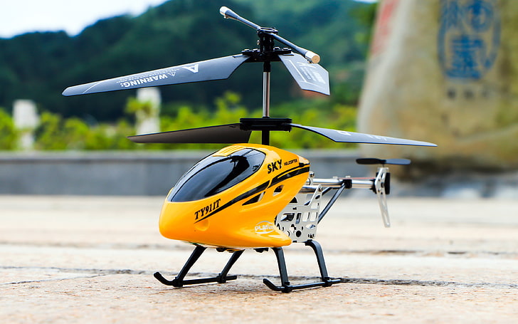 Toy remote control helicopter HD photography, HD wallpaper
