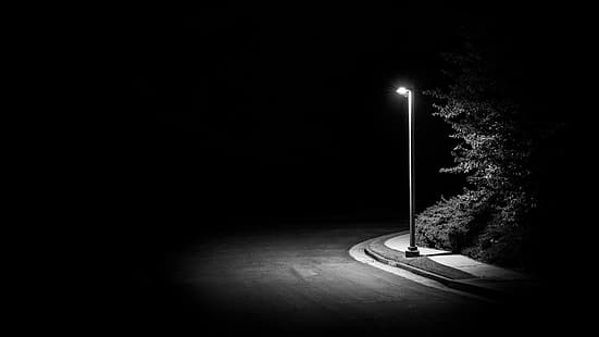 gelap, malam, minimalis, monokrom, jalan, lampu jalan, latar belakang sederhana, latar belakang hitam, Wallpaper HD HD wallpaper