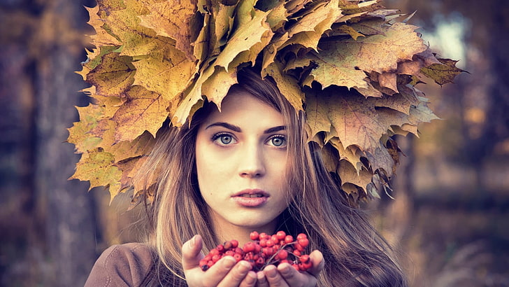 brown leaves, woman's face with leaves, leaves, fall, portrait, berries, women, women outdoors, HD wallpaper