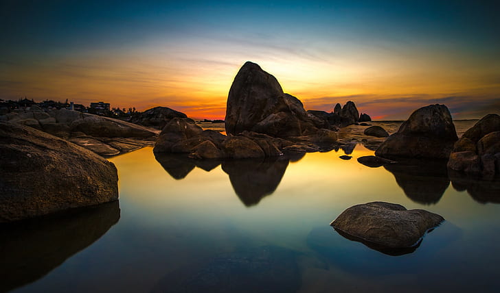 mar, cielo anaranjado, puesta del sol, playa, rocas, paisaje, Fondo de pantalla HD