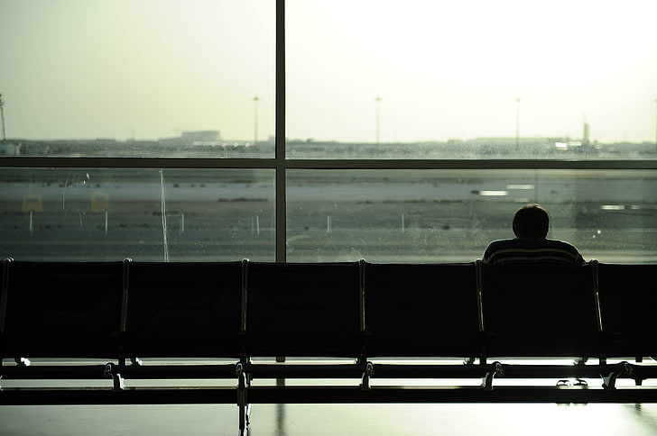 검은 갱 의자, 사람, 공항, 대기, HD 배경 화면