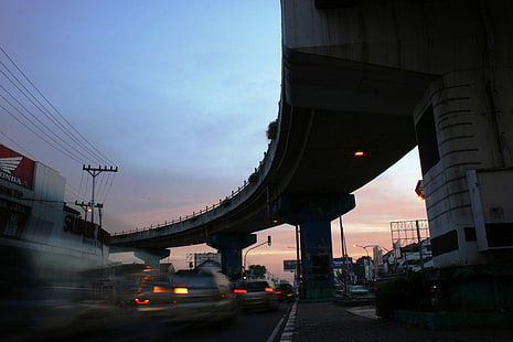 ぼやけている、橋、都市、インドネシア、ランプ、夜、トレイル、ジョグジャカルタ、 HDデスクトップの壁紙 HD wallpaper