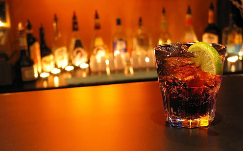 черно-красная настольная лампа, напиток, коктейли, алкоголь, стакан, HD обои HD wallpaper