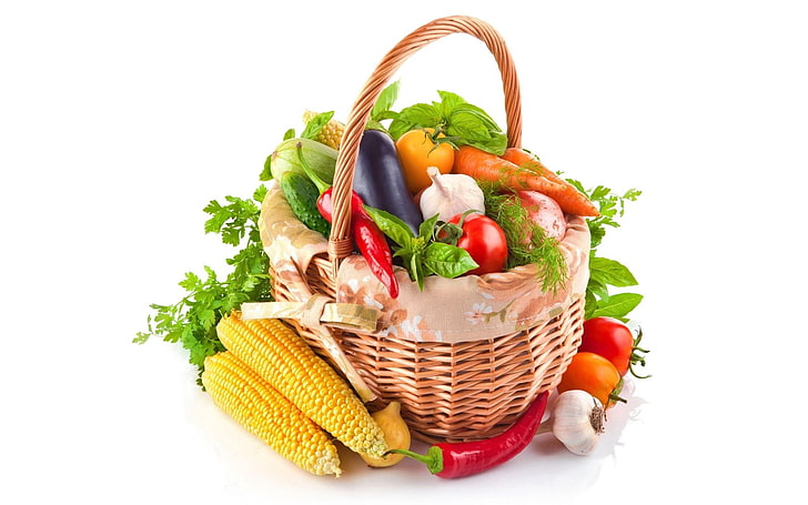 olika frukter och grönsaker, korg, paprika, majs, tomater, vitlök, morötter, aubergine, färska örter, grönsaker, HD tapet
