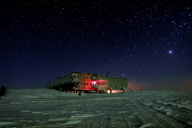 Natur, Landschaft, Nacht, Lichter, Sterne, Concordia Research Station, Antarktis, Schnee, Kälte, Gebäude, Wissenschaft, Technologie, Langzeitbelichtung, klarer Himmel, HD-Hintergrundbild