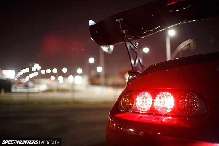 красная Toyota Supra MKIV, задний фонарь автомобиля, Speedhunters, фары, Toyota Supra, тюнинг, ночь, задние фонари, HD обои