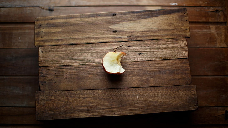 drewno, powierzchnia drewniana, owoce, jabłka, deski, deski drewniane, głębia ostrości, Tapety HD