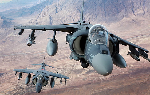 due jet da combattimento grigi, aereo, deserto, militare, Harrier, aereo, Harrier Jump Jet, AV-8B Harrier II, aereo militare, veicolo, Sfondo HD HD wallpaper