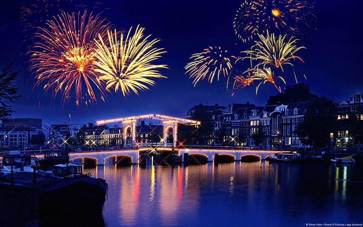 Amsterdam Magere Brug-Windows 10 HD Wallpaper, fireworks display, HD wallpaper