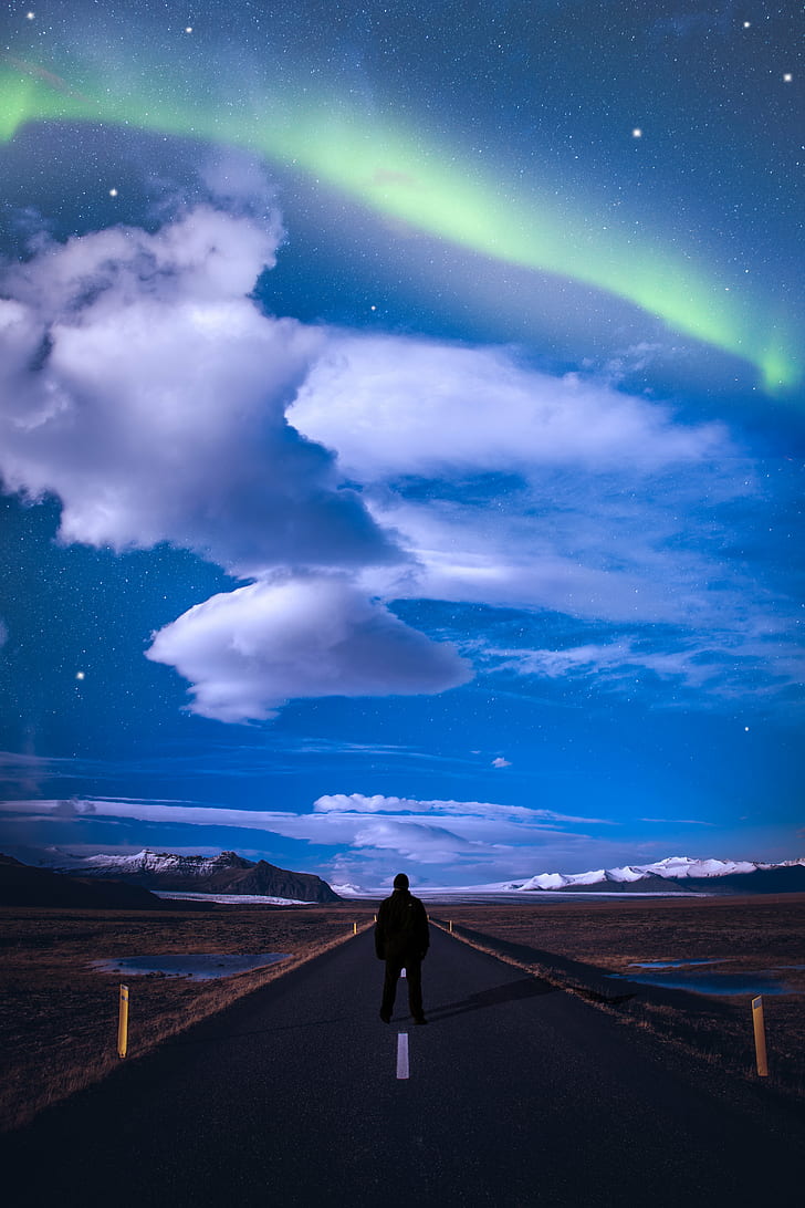 man standing on middle of the road facing at the back, Un, universo, por descubrir, man, middle of the road, back, iceland, islandia, aurora  boreal, northern  lights, photoshop, self, portrait, sky, nature, men, people, one Person, cloud - Sky, outdoors, landscape, HD wallpaper