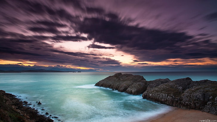 formation rocheuse et étendue d'eau, paysage, plage, mer, nuages, ciel, Fond d'écran HD