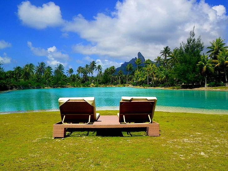 Bora Bora Paradise Island, palmy, wyspy, tropikalne, leżaki, laguna, trawa, tahiti, plaża, polinezja, ocean, błękit, bora-bora, Tapety HD
