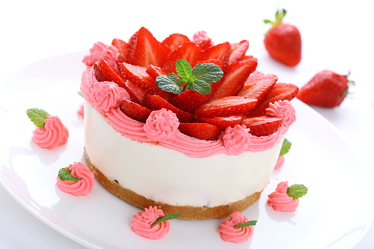 cheesecake and red strawberries, cake, berry, cream, dessert, HD wallpaper
