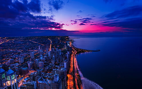 ภาพถ่ายมุมสูงของอาคาร, มุมมองทางอากาศของเมืองในเวลากลางคืน, ชิคาโก, พระอาทิตย์ตก, ชายฝั่ง, ไฟ, ทิวทัศน์ของเมือง, วอลล์เปเปอร์ HD HD wallpaper
