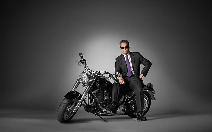 Harley Davidson Arnold with Motor、with、harley、davidson、arnold、motor、celebrities、 HDデスクトップの壁紙